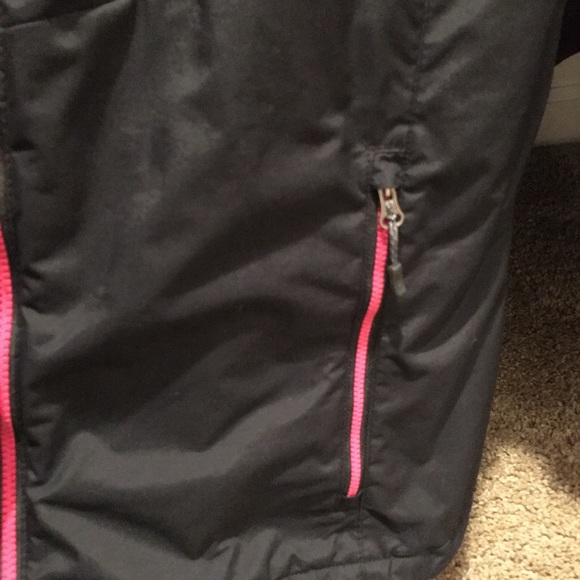 Jacket 🧥 - Picture 4 of 10